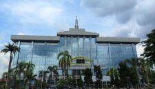 Kantor Gubernur Kalimantan Timur di Samarinda. (Foto: Ezagren/Wikimedia Commons)