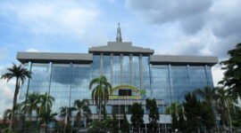 Kantor Gubernur Kalimantan Timur di Samarinda. (Foto: Ezagren/Wikimedia Commons)